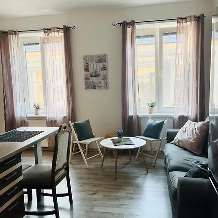 דצ'ין Apartma Luxura מראה חיצוני תמונה