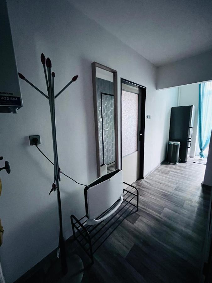 דצ'ין Apartma Luxura מראה חיצוני תמונה