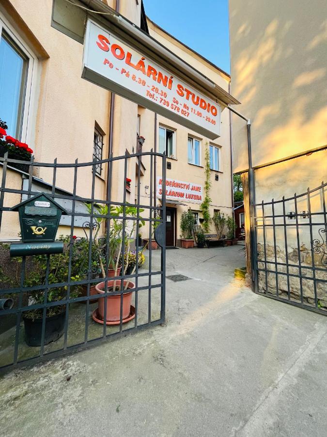 דצ'ין Apartma Luxura מראה חיצוני תמונה