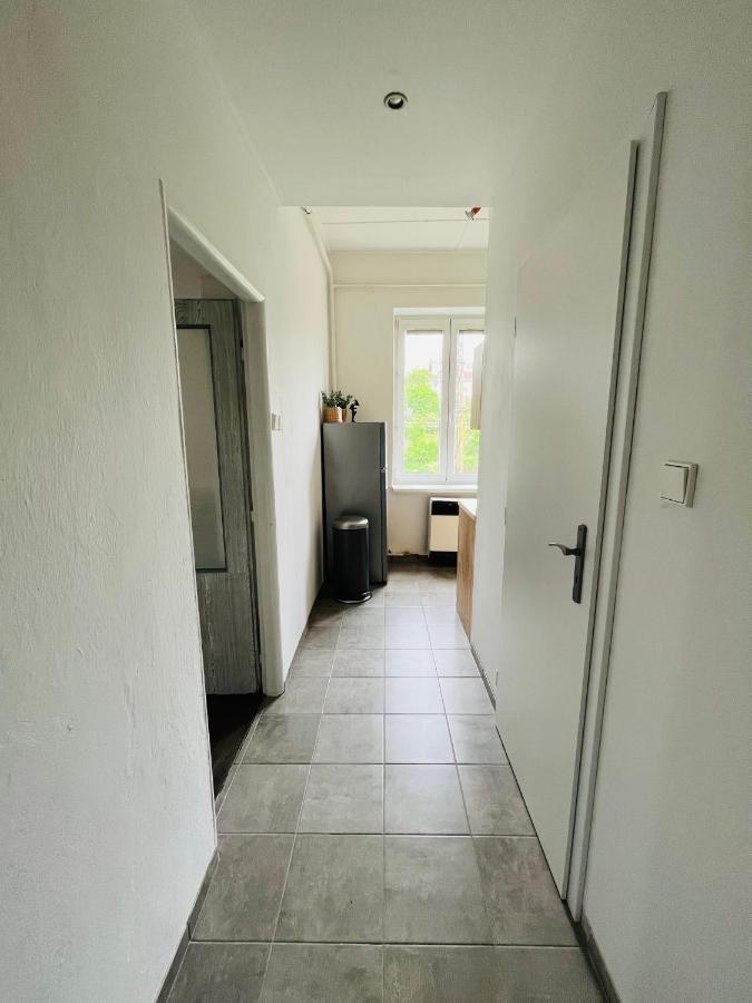דצ'ין Apartma Luxura מראה חיצוני תמונה