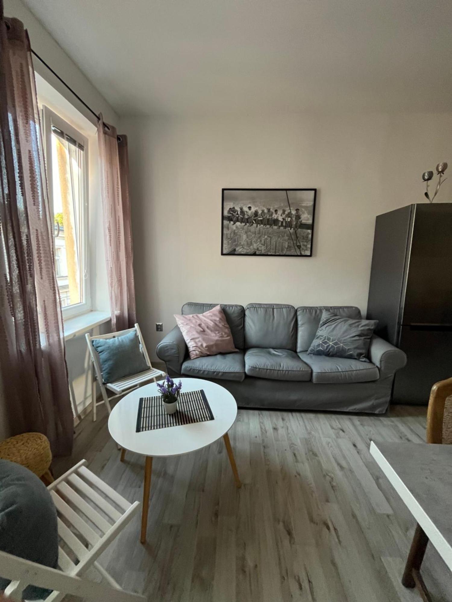 דצ'ין Apartma Luxura מראה חיצוני תמונה
